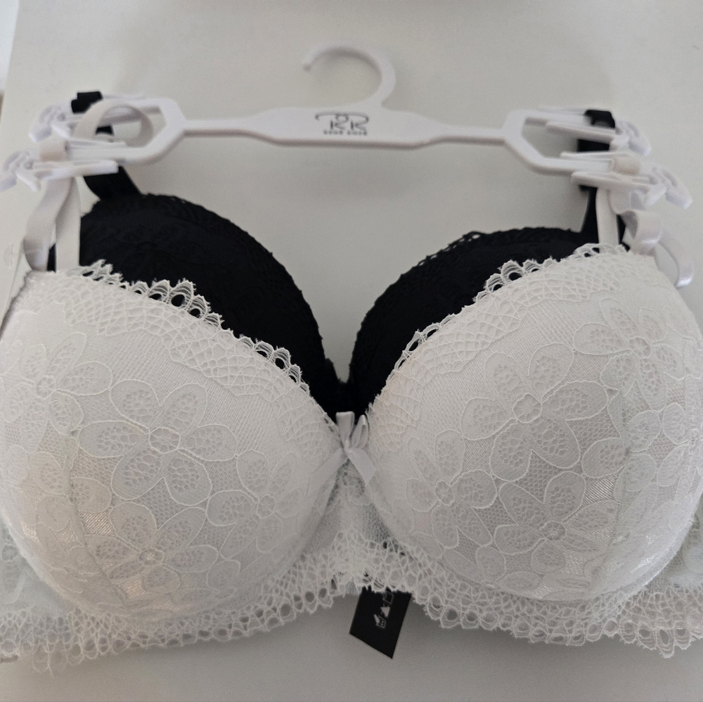 Rene Rofe/ 2 Piece Extreme Push-up‎ Bra Set